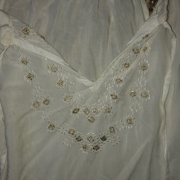 New York & Company women’s white tank top - Picture 3 of 3